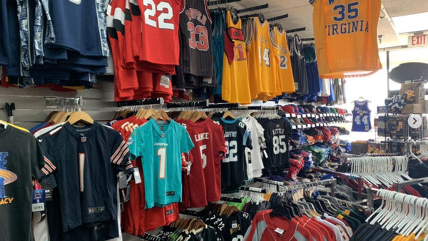 4 Items Every Sports Fan Should Have
