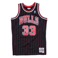 Scottie Pippen Chicago Bulls 1995/96 Alternate Mitchell & Ness Swingman Jersey