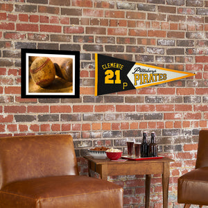Roberto Clemente Pittsburgh Pirates Legends Pennant