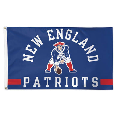 New England Patriots Vintage Logo Deluxe Flag - 3'x5'