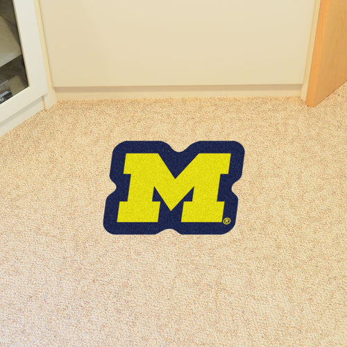 Michigan Wolverines Mascot Rug - 30