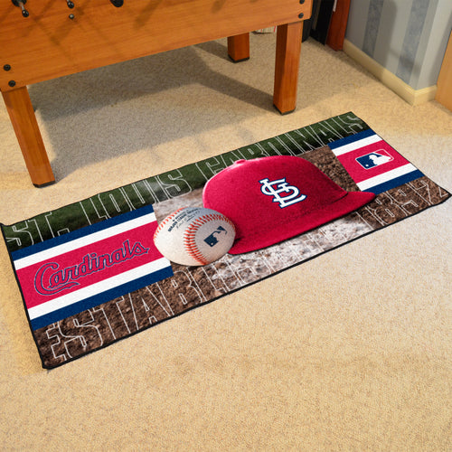 St. Louis Cardinals Runner - 30