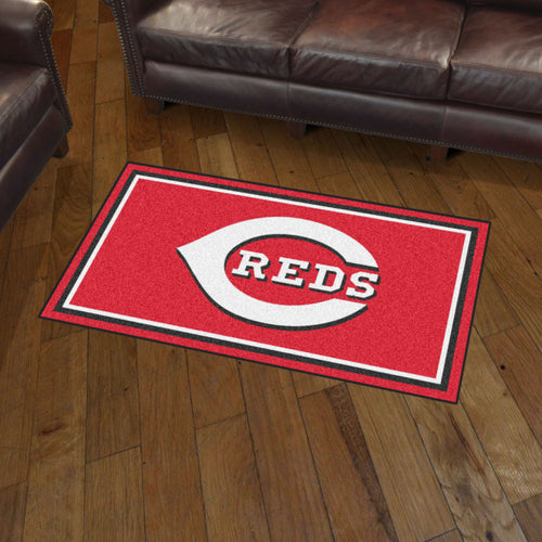 Cincinnati Reds Plush Rug - 3'x5'