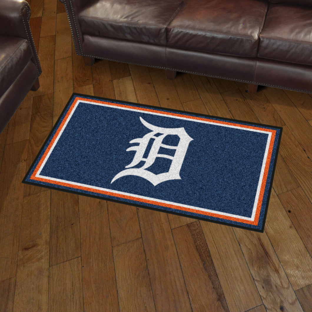 Detroit Tigers Plush Rug - 3'x5'