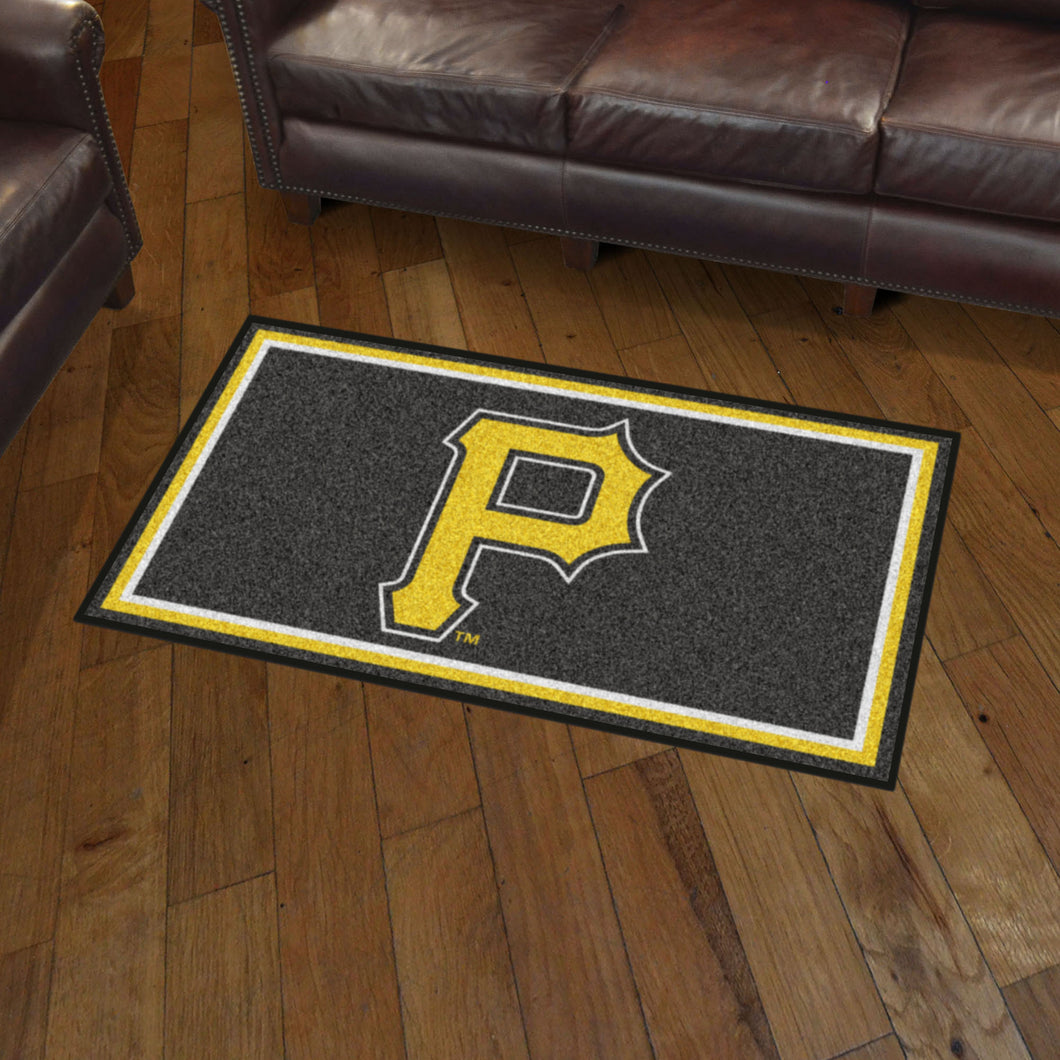 Pittsburgh Pirates Plush Rug - 3'x5'