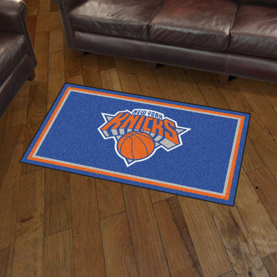 New York Knicks Plush Rug - 3'x5'