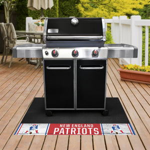 New England Patriots Retro Logo Grill Mat 26"x42"