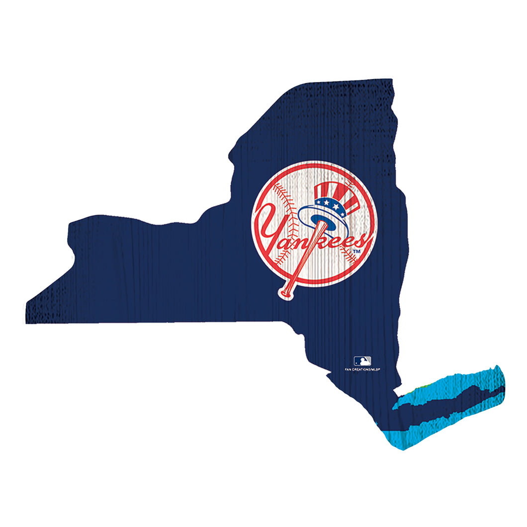 New York Yankees 24-Inch Distressed Logo Wall Art