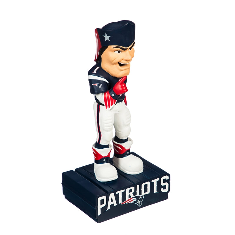 Who is the New England Patriots Mascot Pat Patriot?